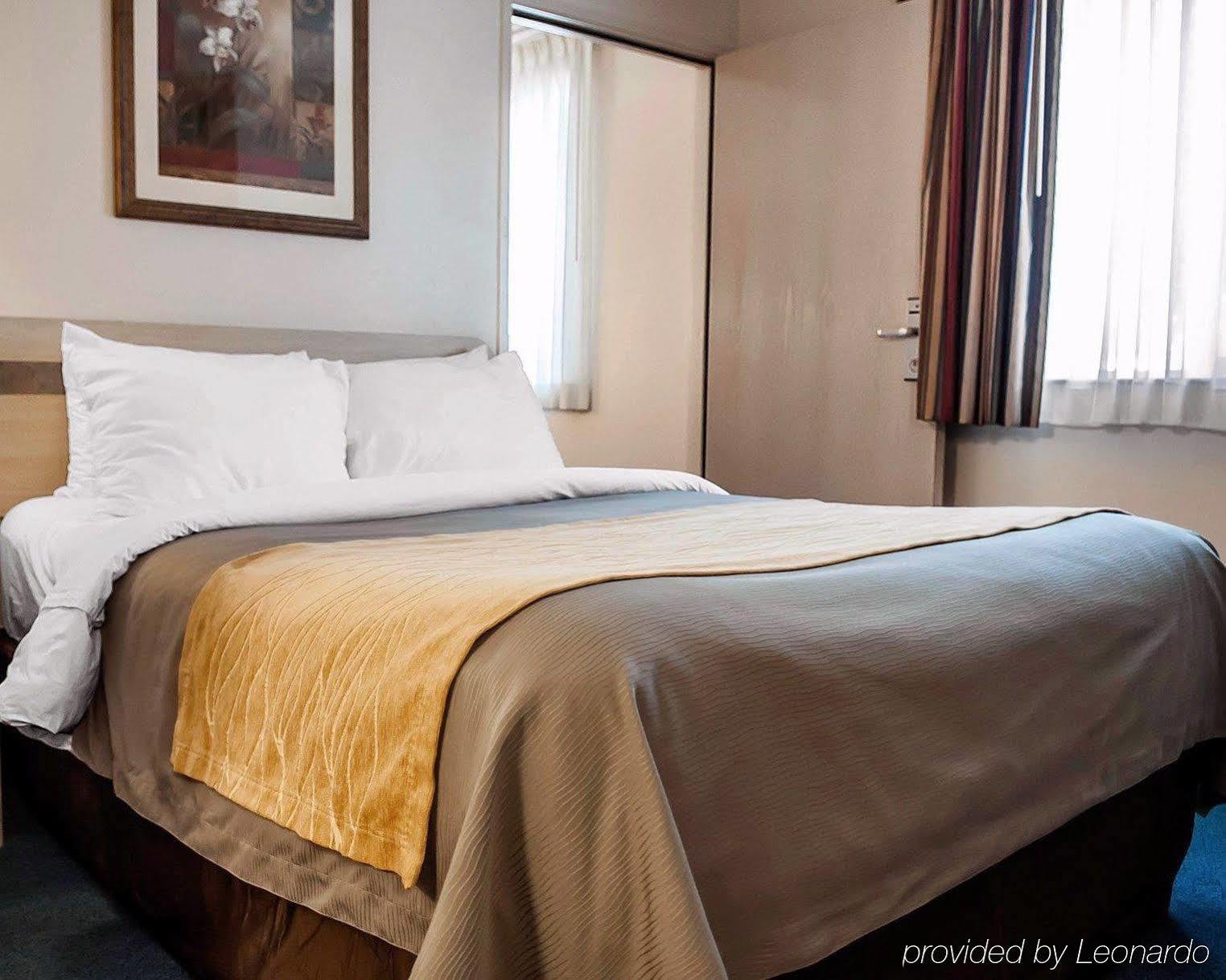 Quality Inn Moriarty Экстерьер фото